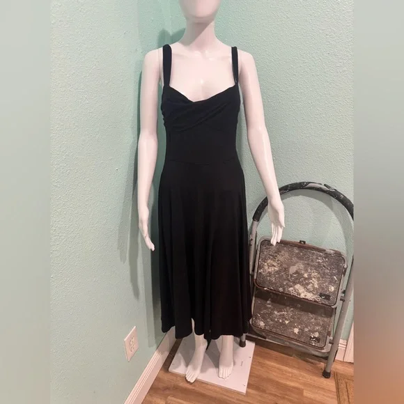 Reformation Ami Dress Black - Picture 2 of 7